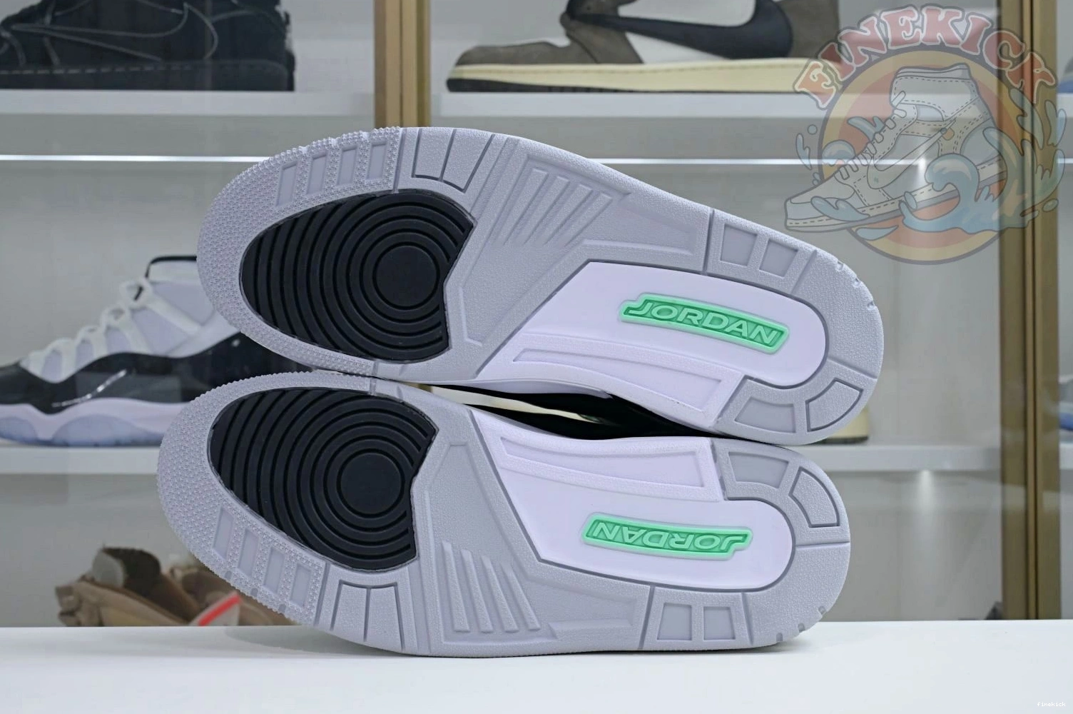 Green Jordan Glow 3 Air 0726